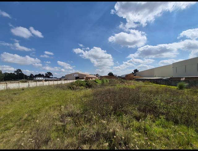 4,050M² VACANT LAND FOR SALE IN VAALPARK